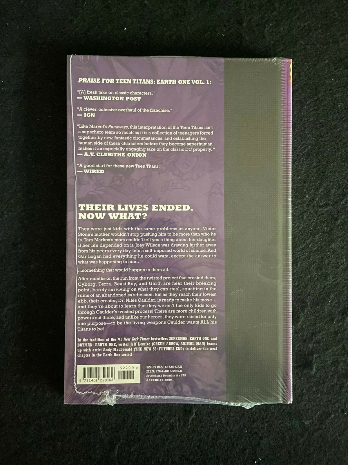 Teen Titans Earth One Vol. 2 DC Comics 2015 *Sealed* HARDCOVER