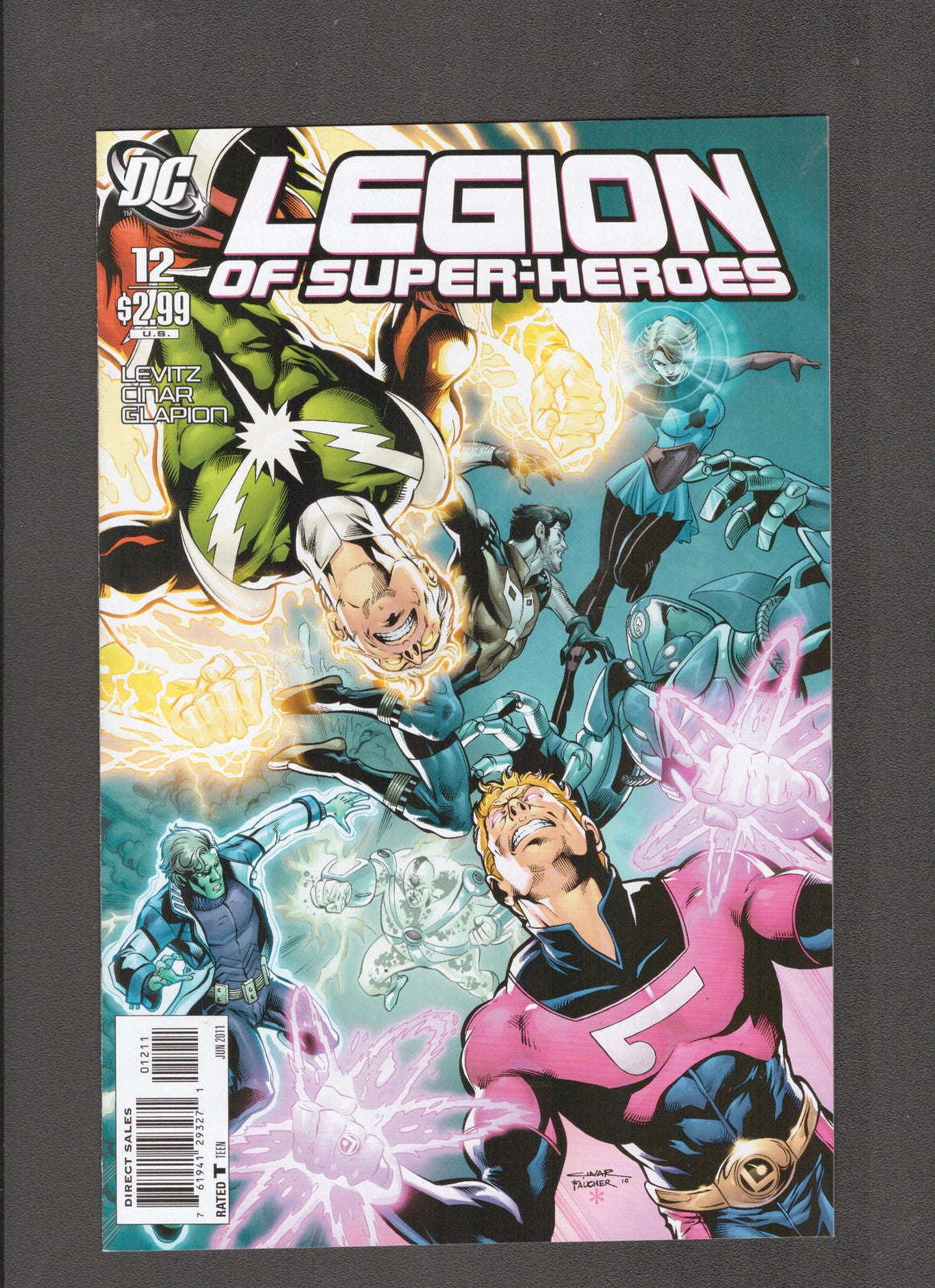 Legion of Super-Heroes #12 (2011) Yildiray Cinar Cover DC Comics