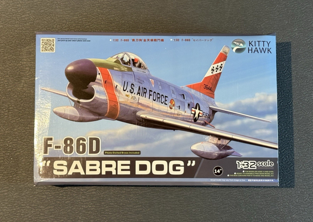 Kitty Hawk F-86D "Sabre Dog" 1/32 Scale Model Kit #KH32007 Canadian Seller