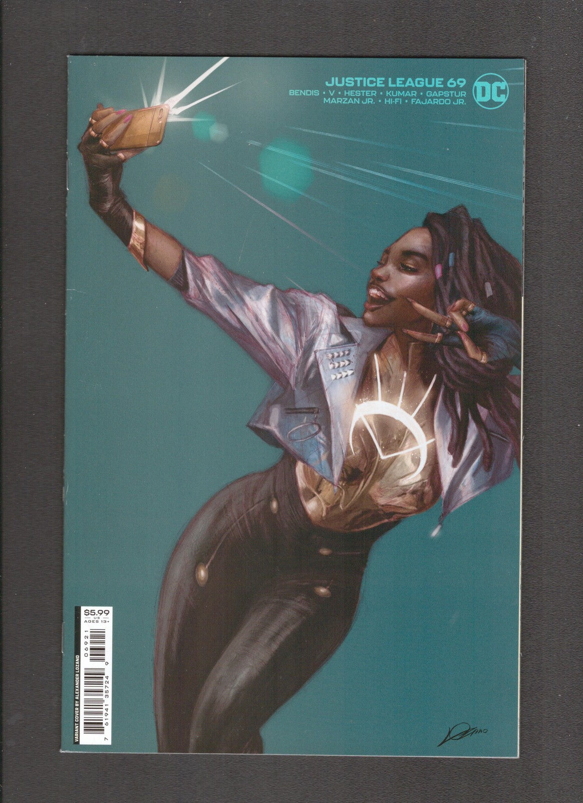 Justice League #69 (2022) Loranzo Variant DC Comics
