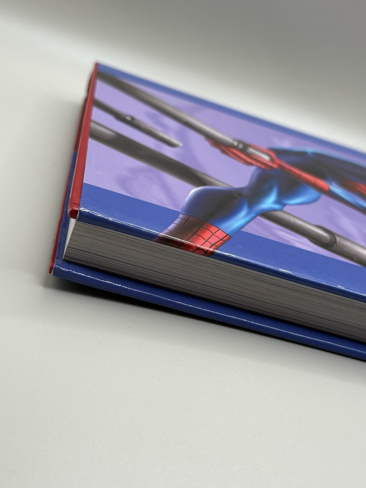 Ultimate Spider-Man Volume 2 Hardcover Graphic Novel Bendis Bagley Marvel Comics