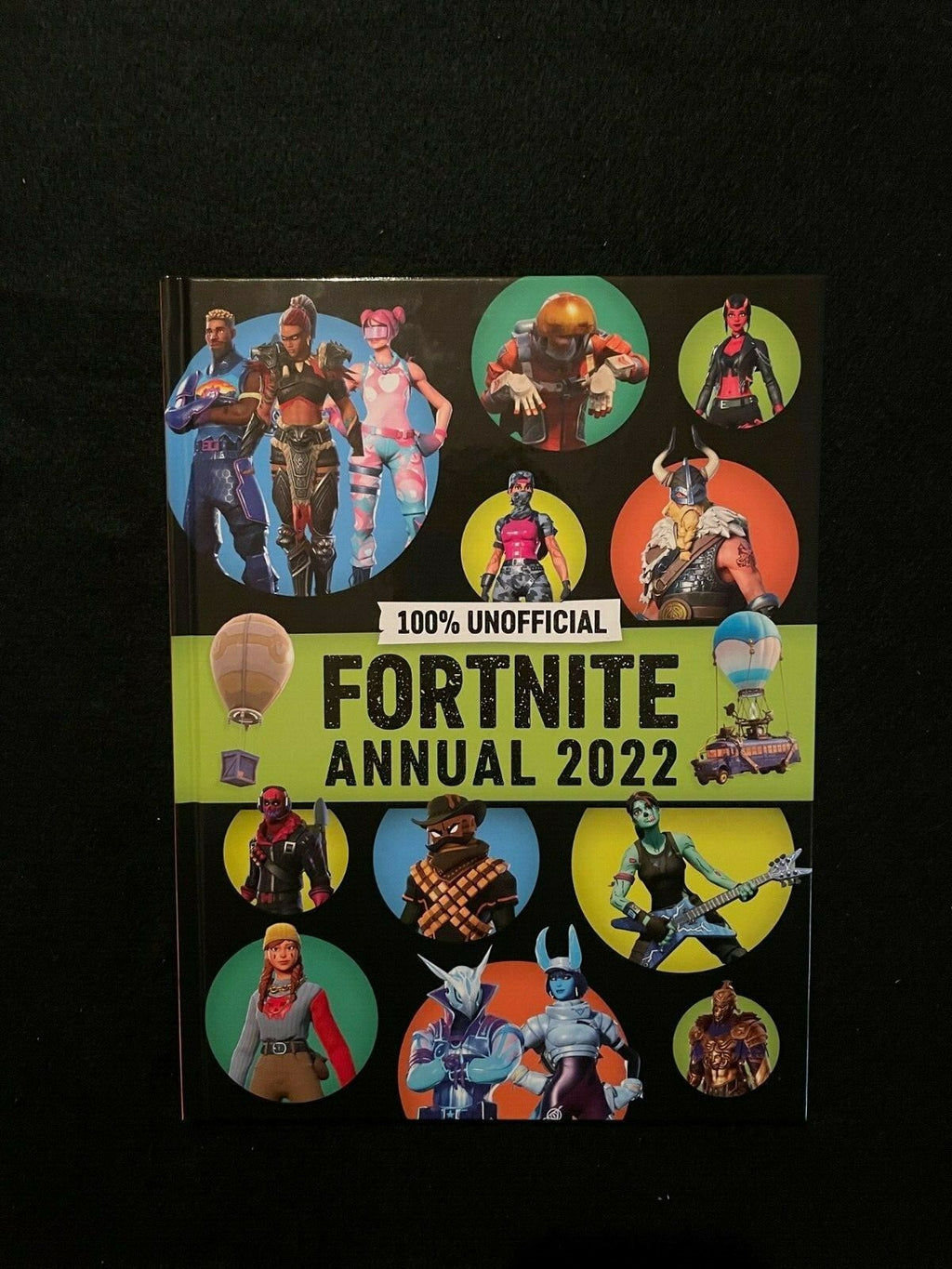 100% Unofficial FORTNITE Annual 2022 HARDCOVER book *Fortnite News/Tips/Tricks*