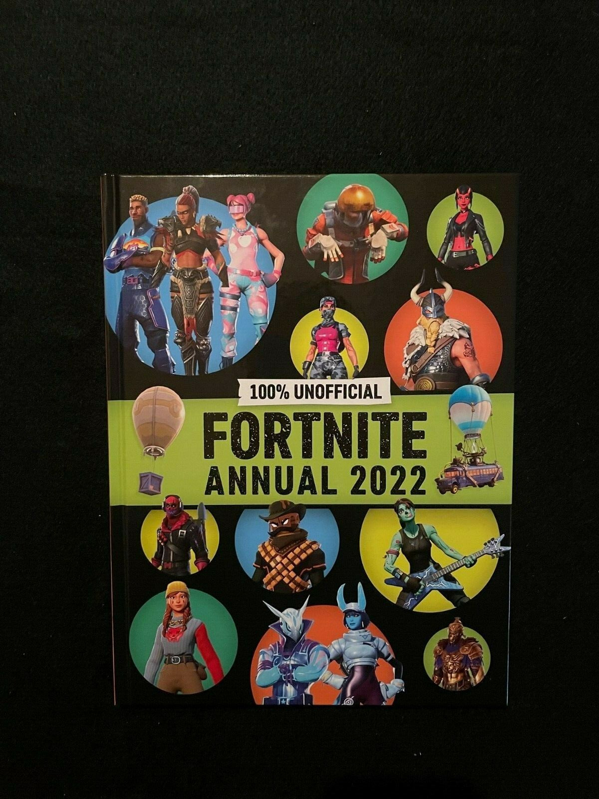 100% Unofficial FORTNITE Annual 2022 HARDCOVER book *Fortnite News/Tips/Tricks*